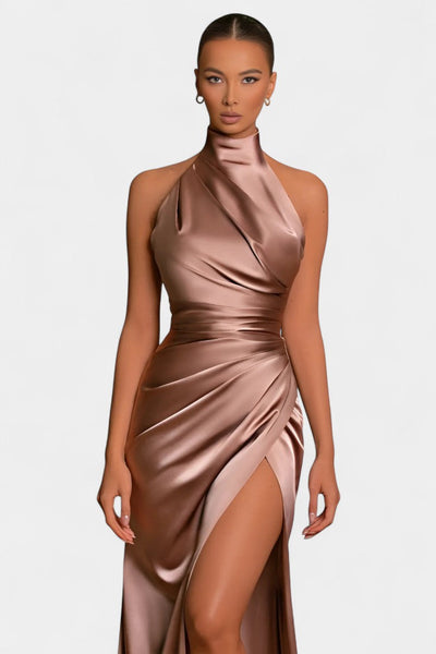 Symone™ | Vestido Halter Abertura