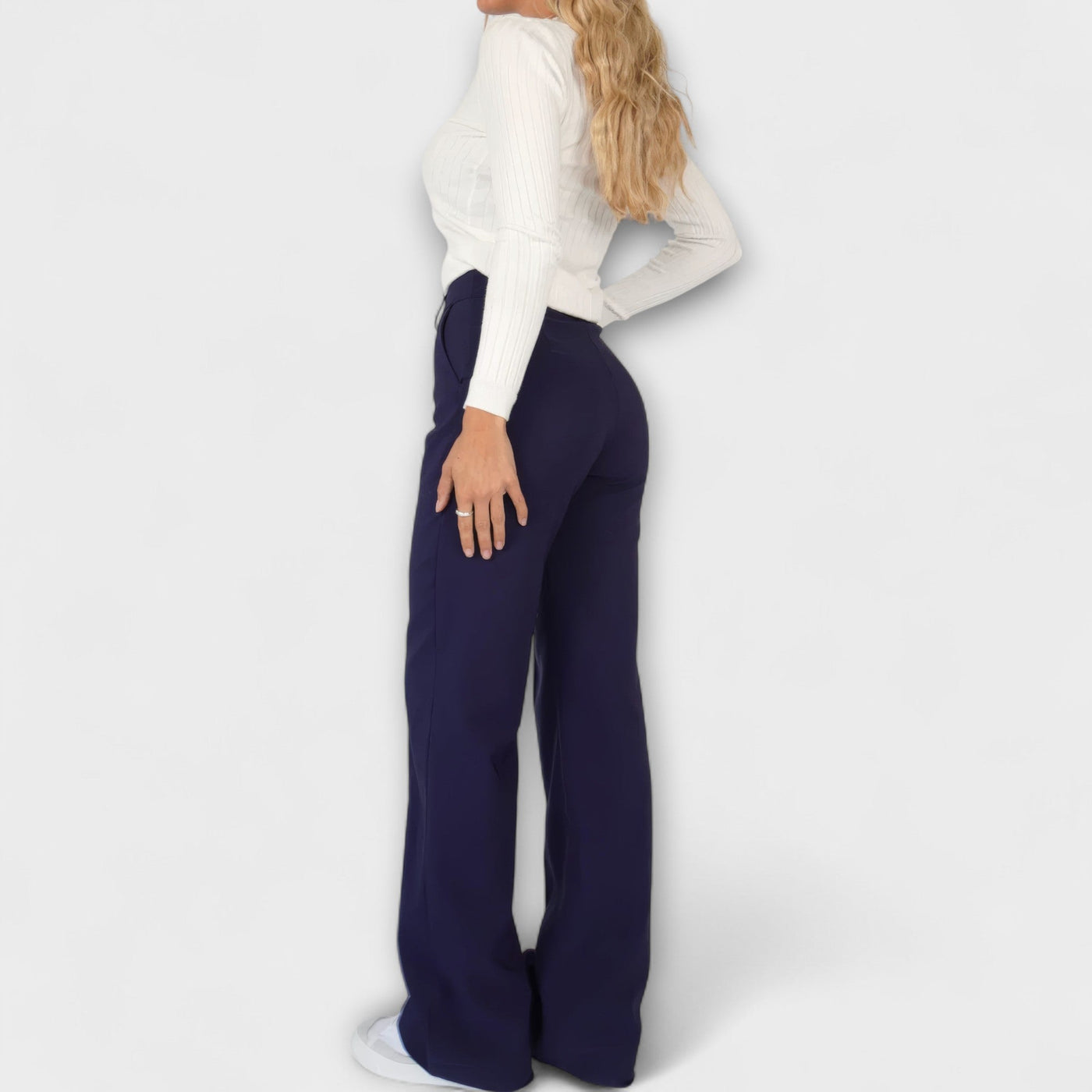 Emma™ | Corte Amplio Mujer